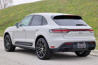 2026 Porsche Macan Base