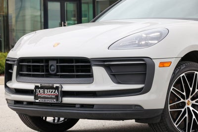 2026 Porsche Macan Base