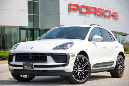 2026 Porsche Macan Base