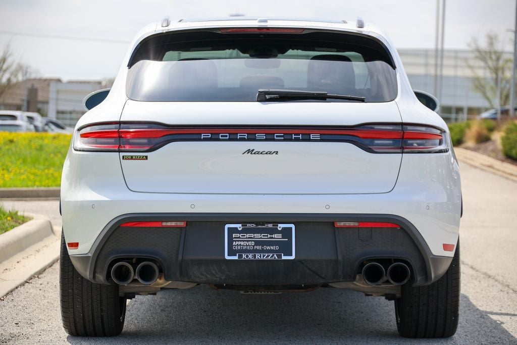 2026 Porsche Macan Base