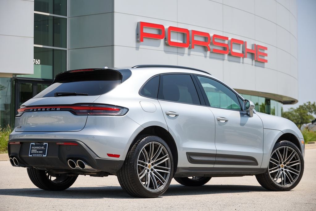 2026 Porsche Macan Base