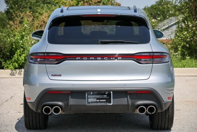 2026 Porsche Macan Base