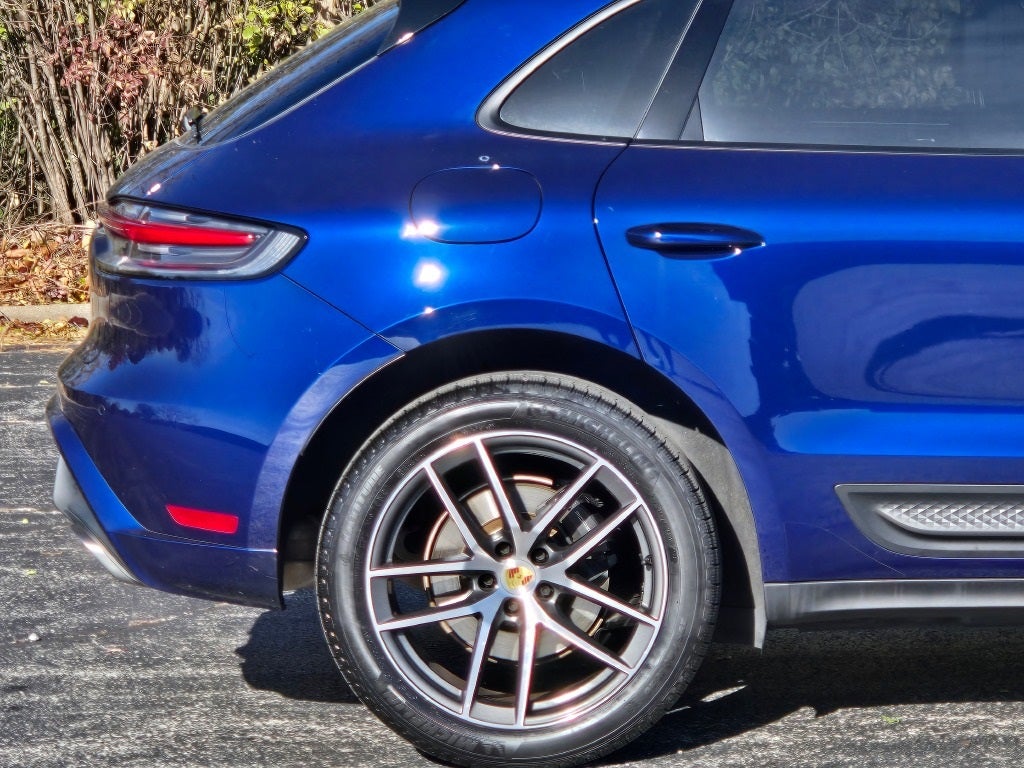 2024 Porsche Macan Base