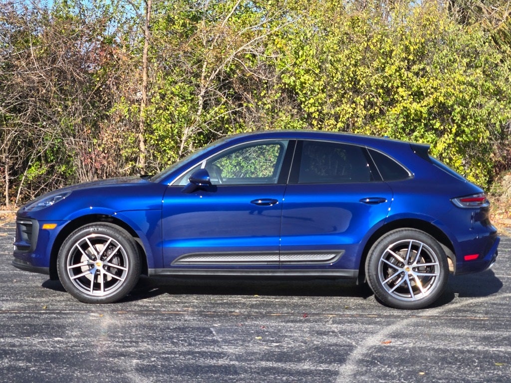 2024 Porsche Macan Base