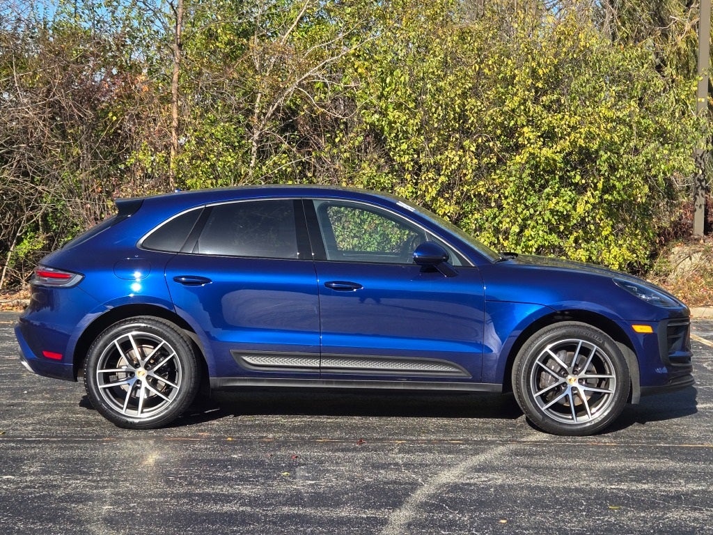 2024 Porsche Macan Base