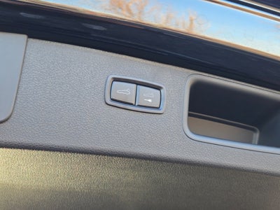 2025 Porsche Macan T