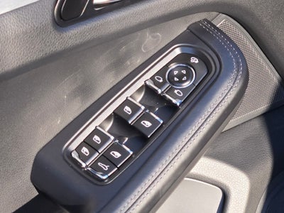 2025 Porsche Macan T