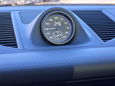 2025 Porsche Macan T