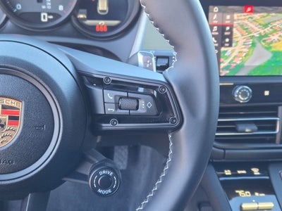 2025 Porsche Macan T