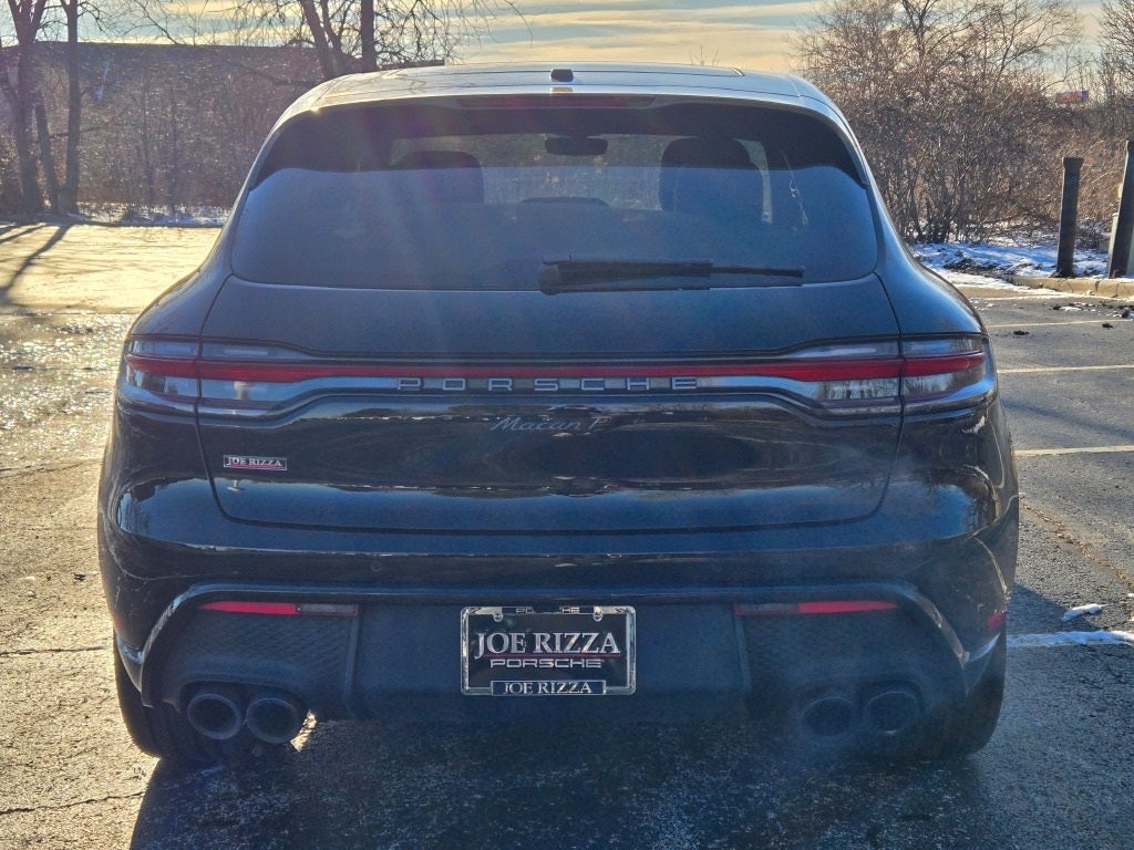 2025 Porsche Macan T