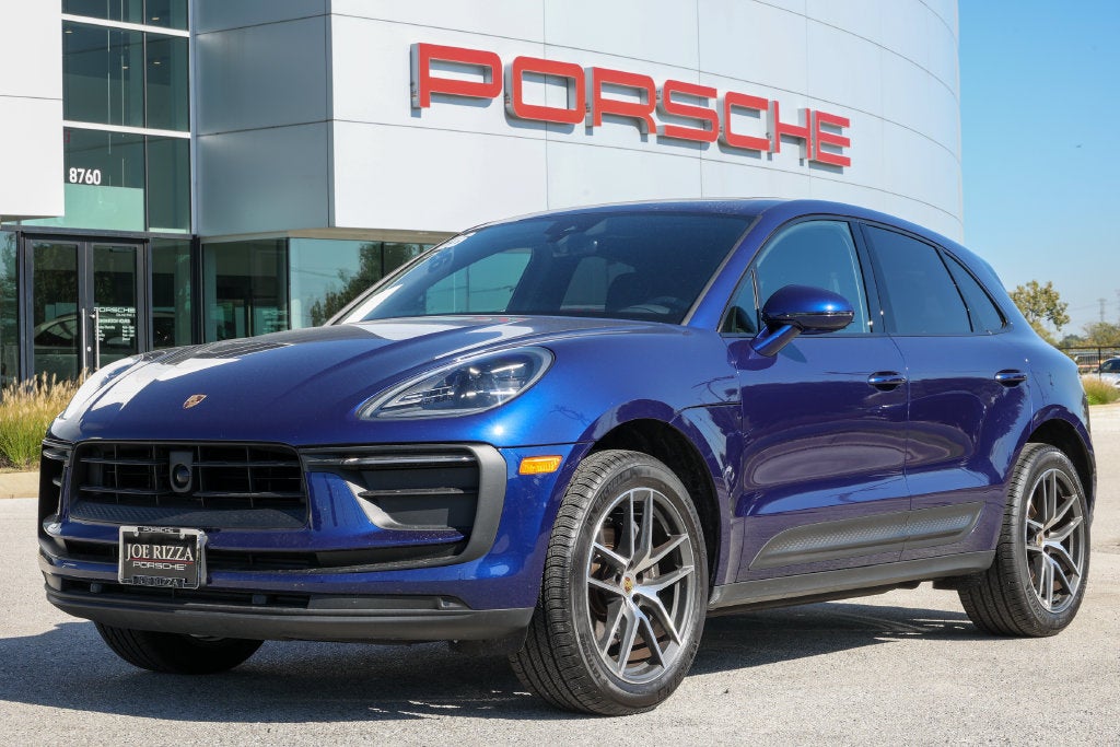 2026 Porsche Macan Base
