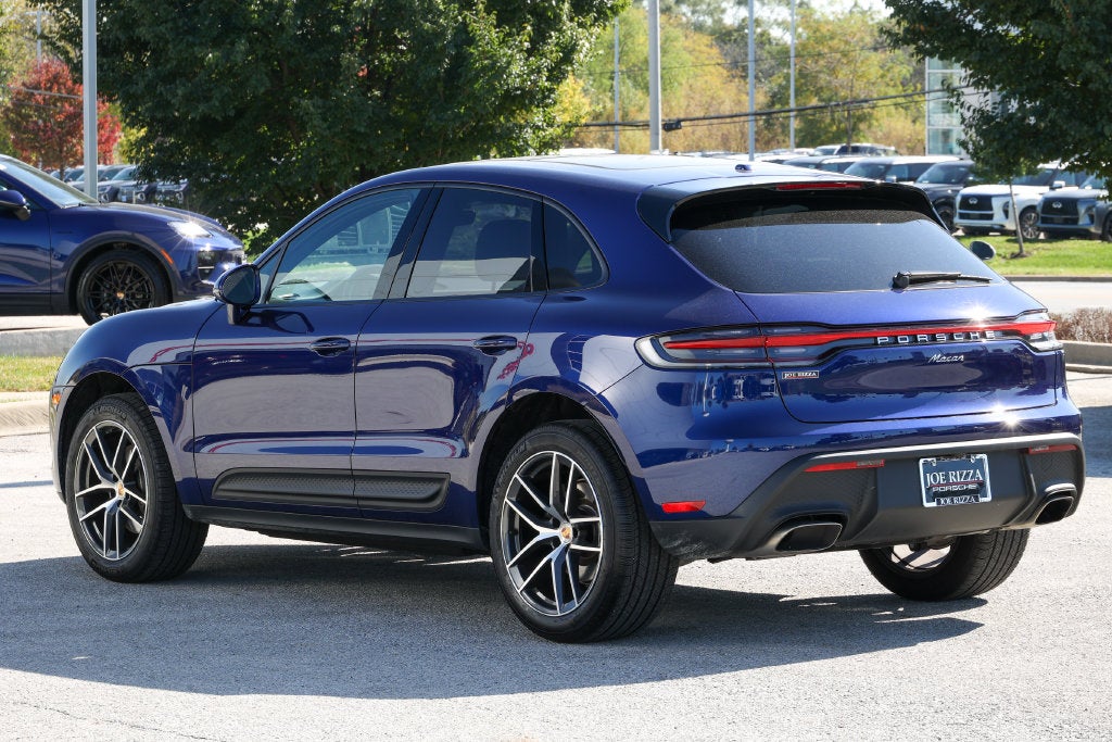 2026 Porsche Macan Base