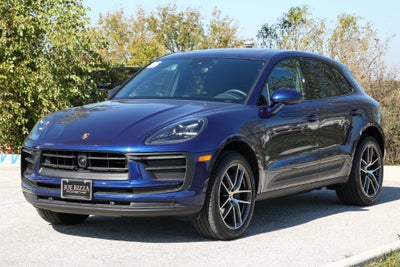 2026 Porsche Macan Base