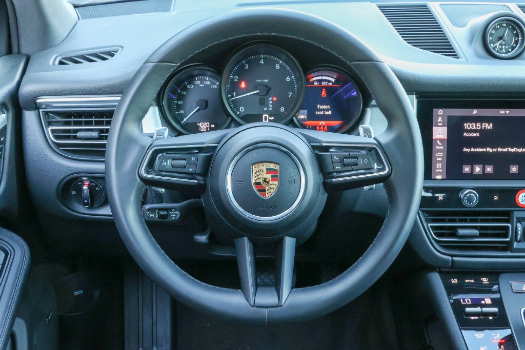 2026 Porsche Macan Base
