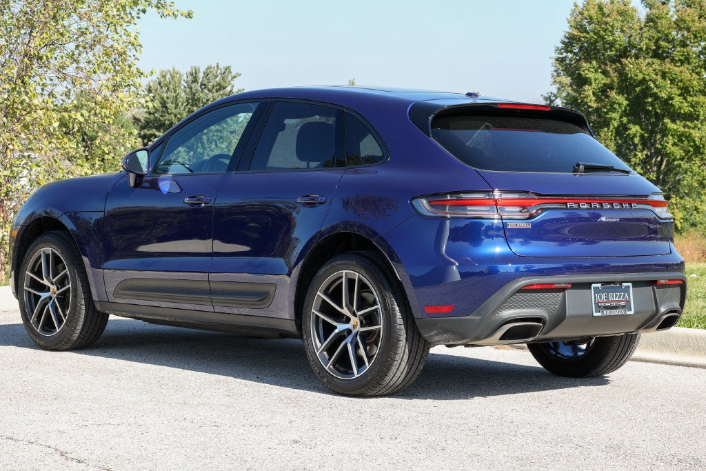 2026 Porsche Macan Base