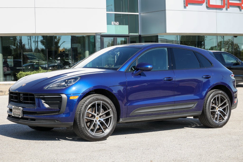 2026 Porsche Macan Base