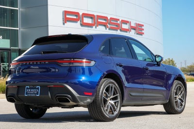 2026 Porsche Macan Base