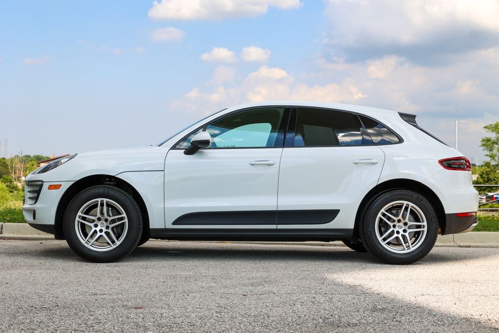 2017 Porsche Macan Base