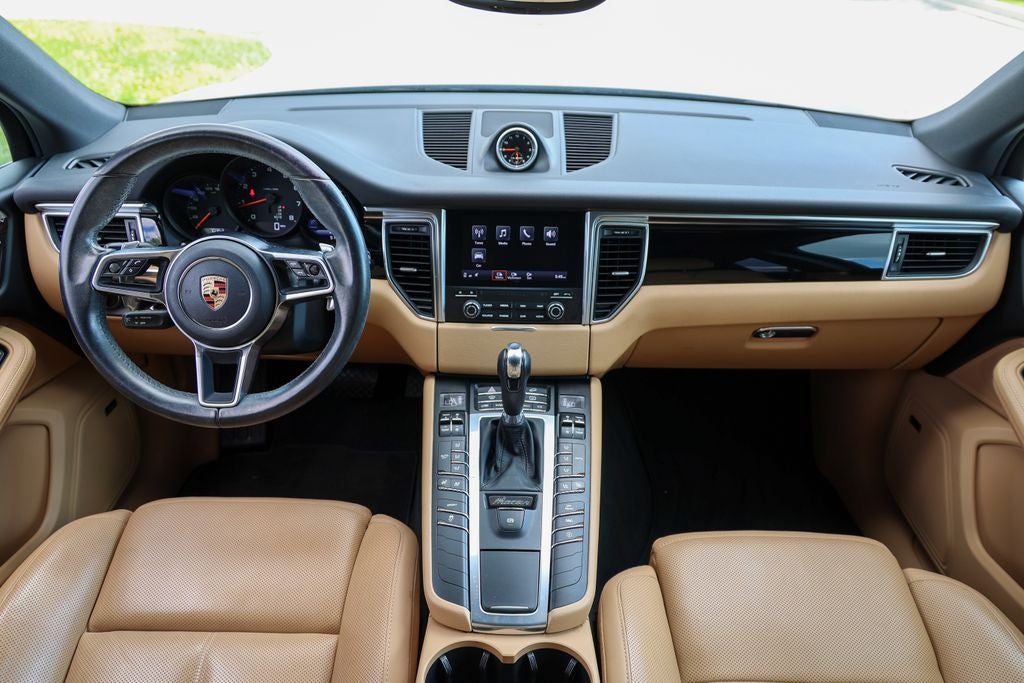 2017 Porsche Macan Base