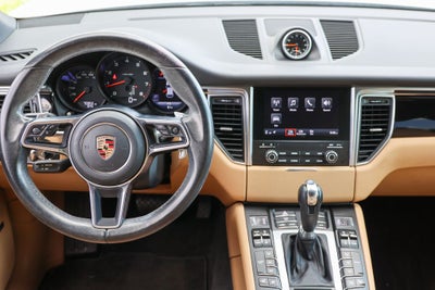 2017 Porsche Macan Base