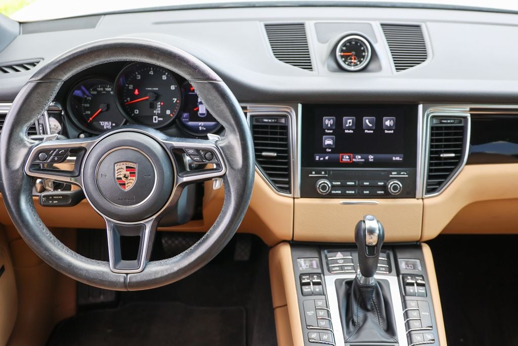 2017 Porsche Macan Base