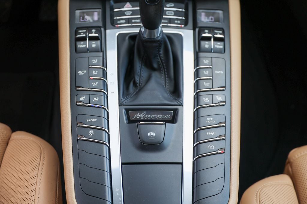 2017 Porsche Macan Base