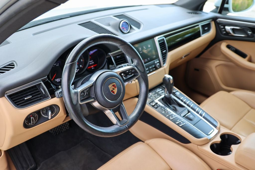 2017 Porsche Macan Base