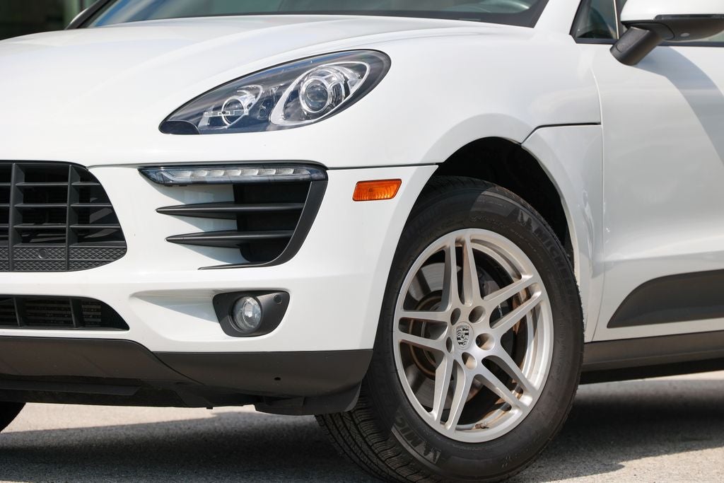 2017 Porsche Macan Base