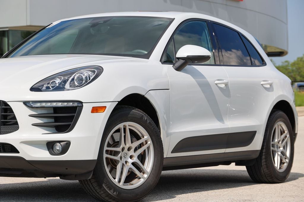 2017 Porsche Macan Base