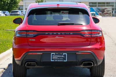 2026 Porsche Macan Base