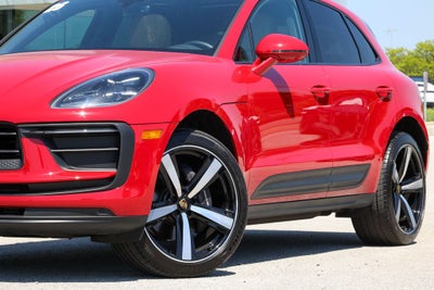 2026 Porsche Macan Base