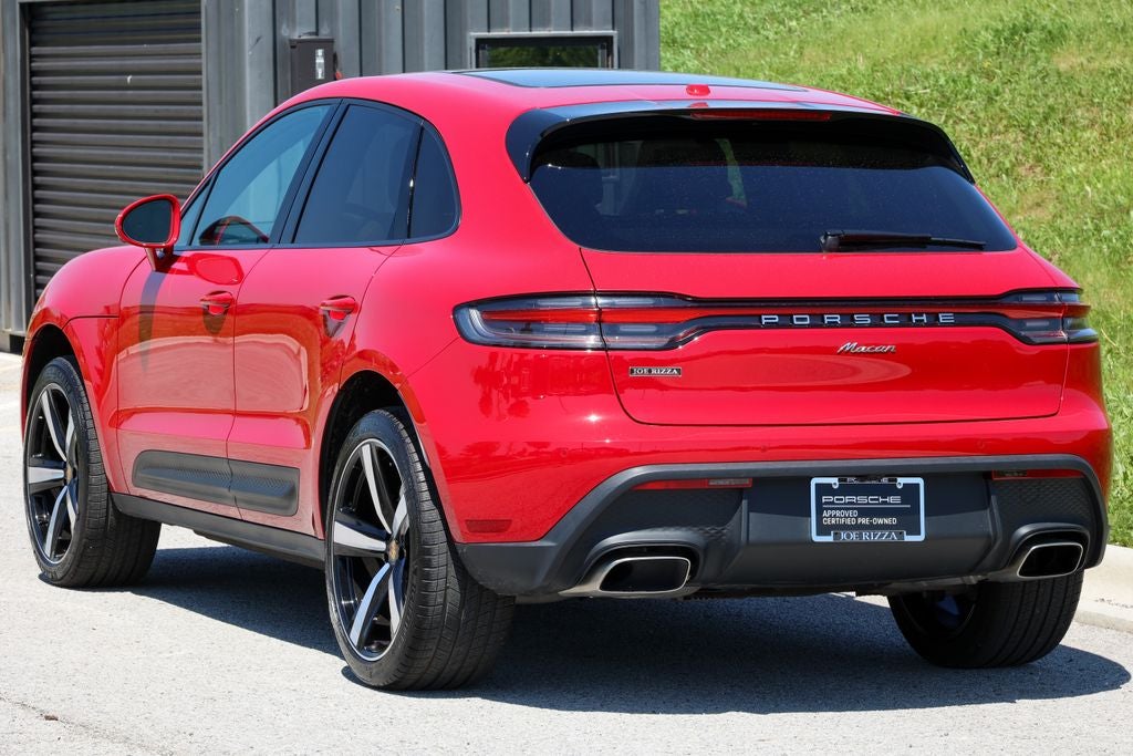 2026 Porsche Macan Base