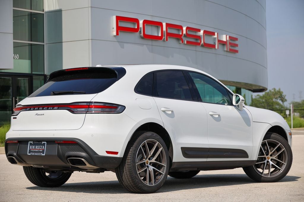 2026 Porsche Macan Base