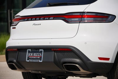 2026 Porsche Macan Base