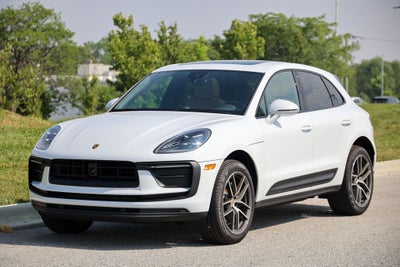 2026 Porsche Macan Base