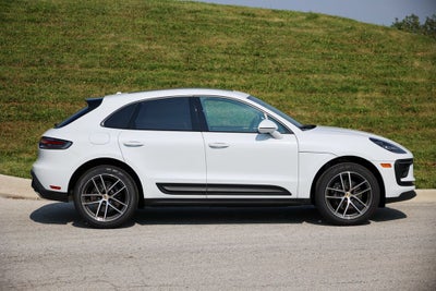 2026 Porsche Macan Base