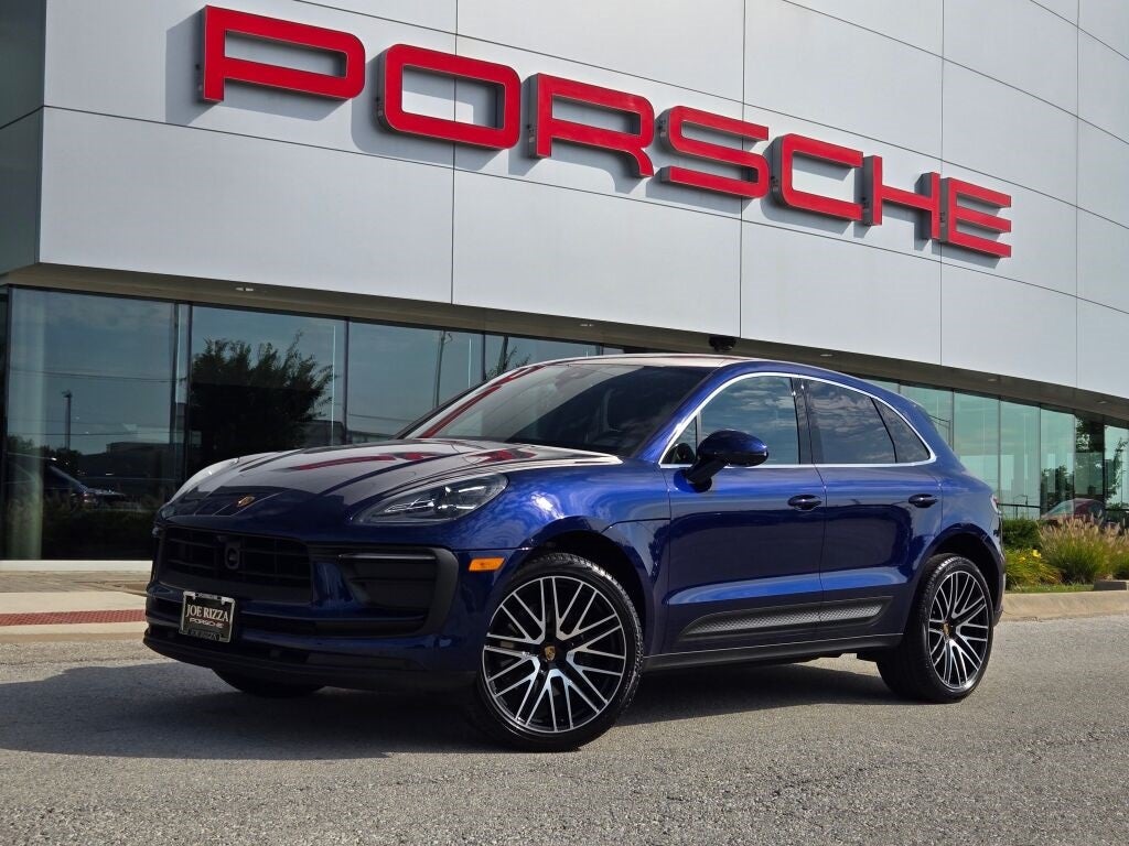 2025 Porsche Macan Base