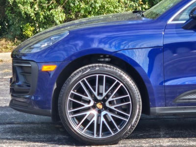 2025 Porsche Macan Base
