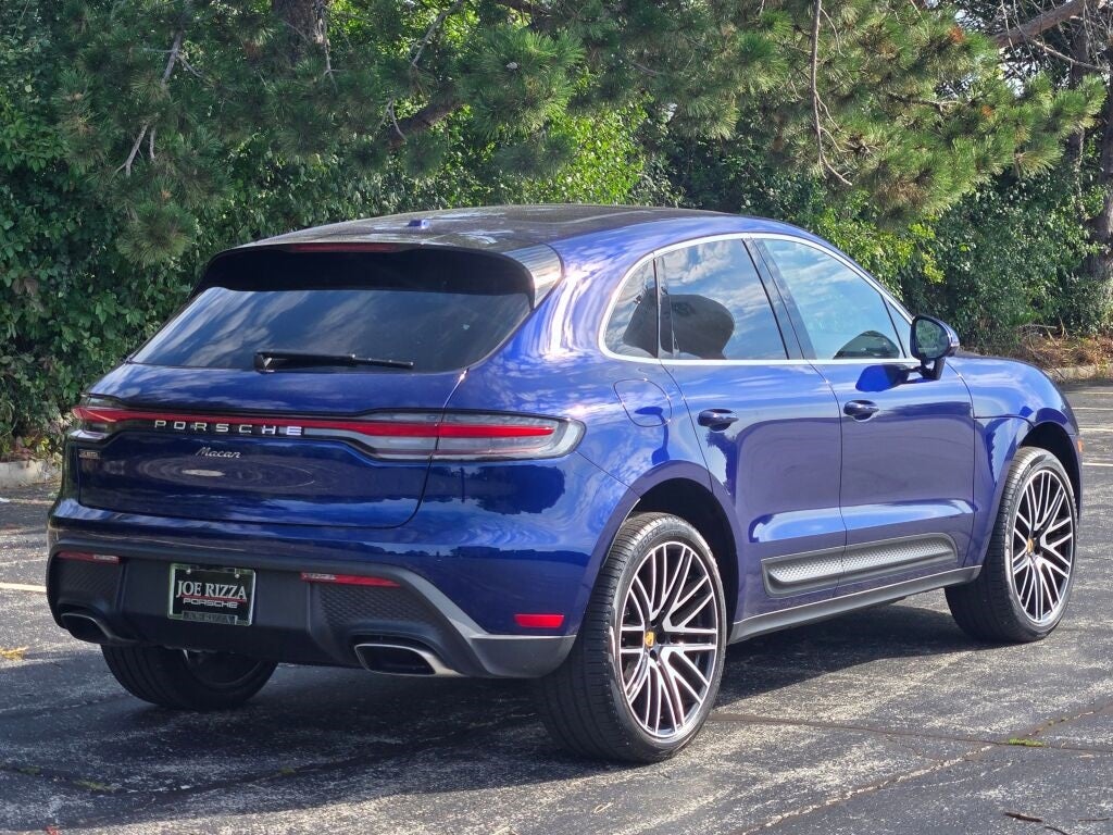 2025 Porsche Macan Base