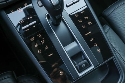 2026 Porsche Macan T