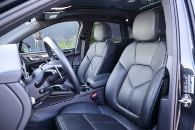 2026 Porsche Macan T