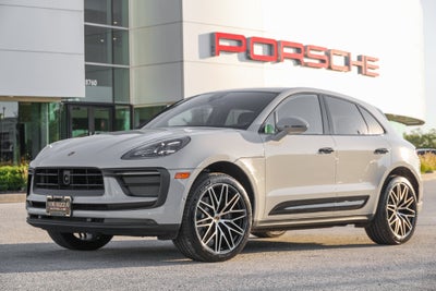 2023 Porsche Macan Base