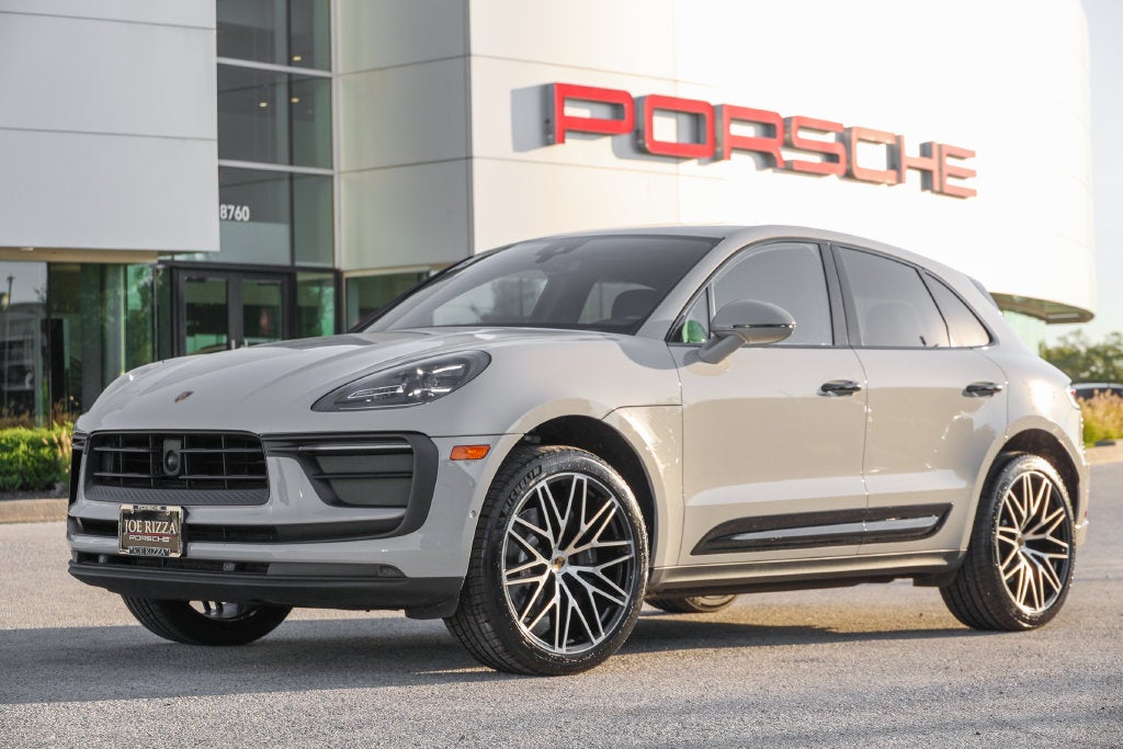 2023 Porsche Macan Base