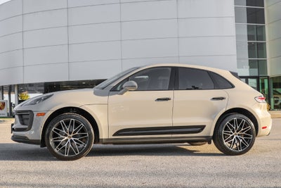 2023 Porsche Macan Base