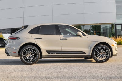 2023 Porsche Macan Base
