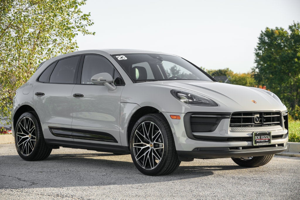 2023 Porsche Macan Base