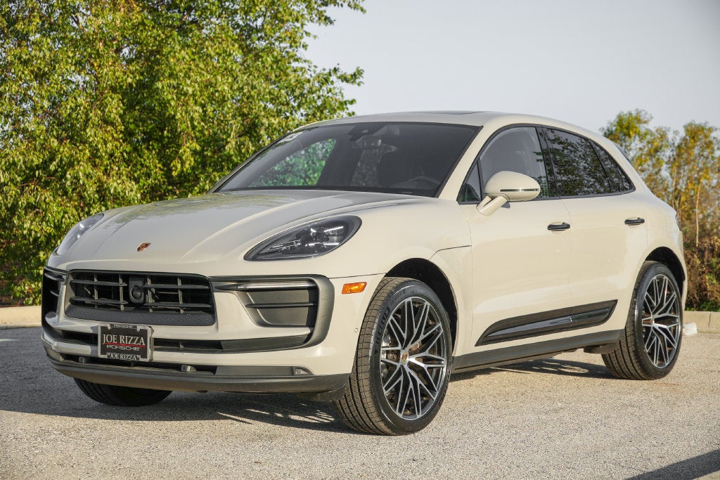2023 Porsche Macan Base