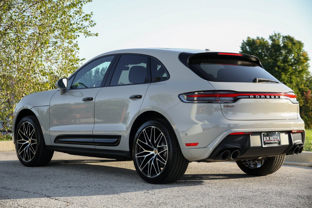 2023 Porsche Macan Base