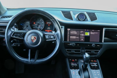 2023 Porsche Macan Base