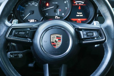2023 Porsche Macan Base